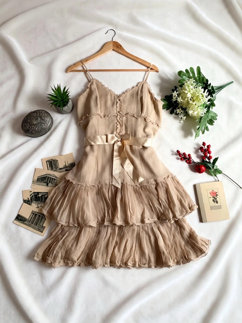 UNIQUE Vintage Deadstock Dreamy Ethereal Babydoll Coquette Ruffle Beige Dress
